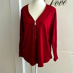 Red loose fit zipper detail top